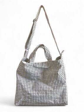 BAGGU Grid-Print Canvas Tote Bag in White and Black